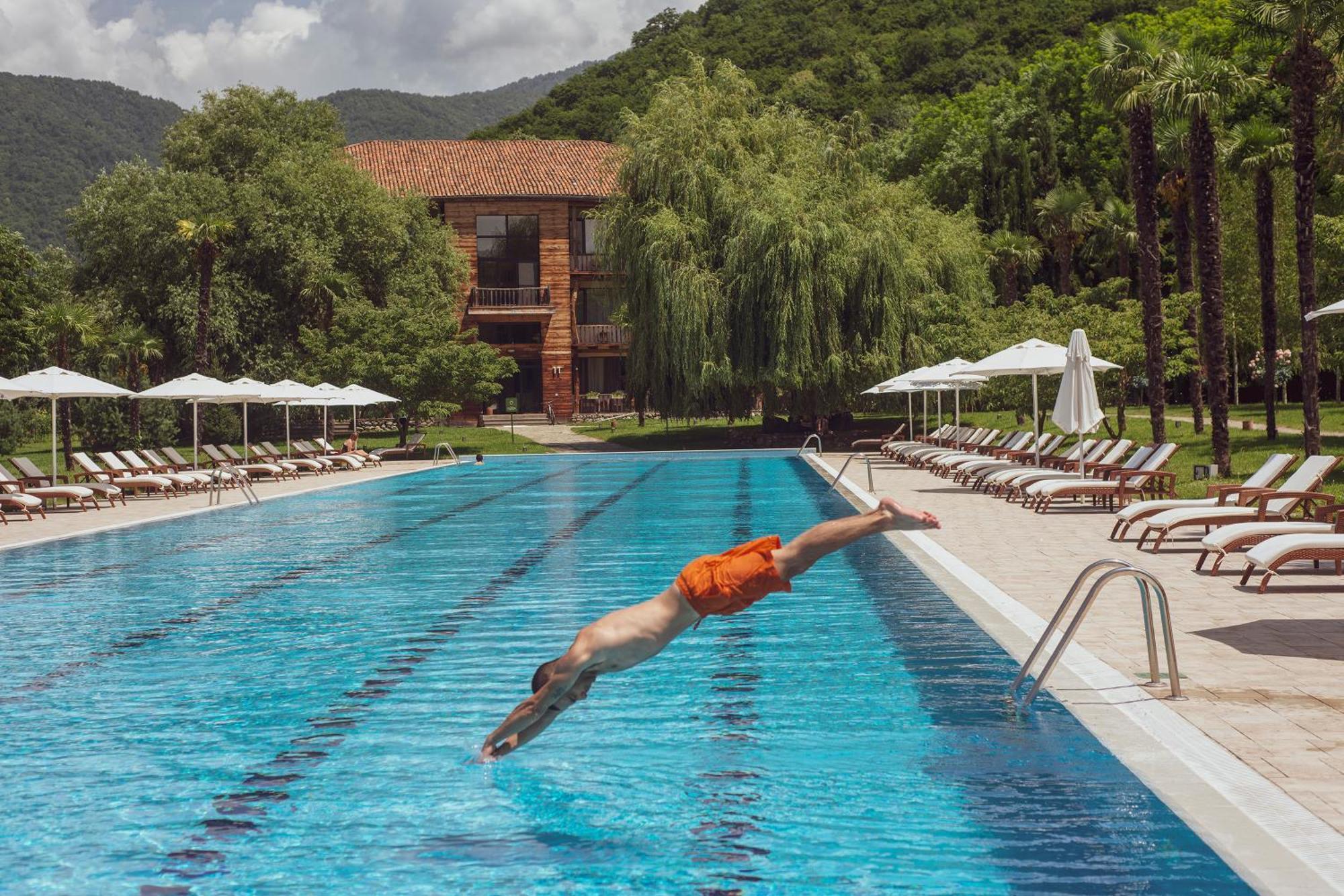 Napareuli Lopota Lake Resort & Spa מראה חיצוני תמונה Swimming pool